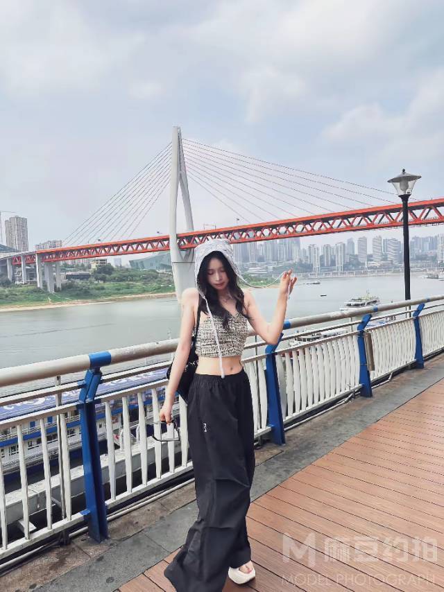 纪实模特