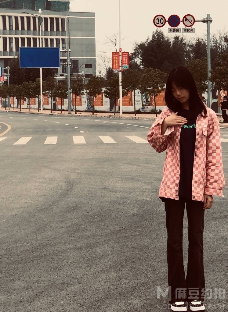 胶片模特
