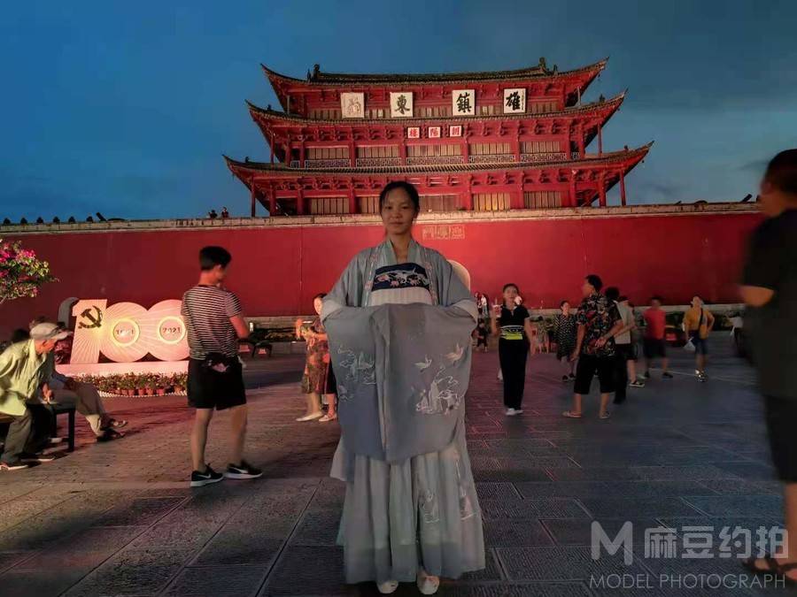 民国模特