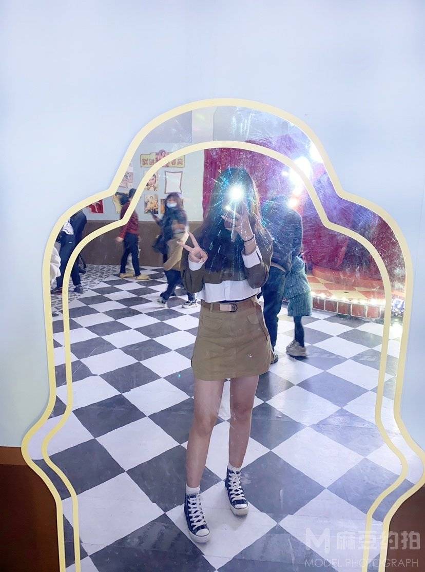 清新模特