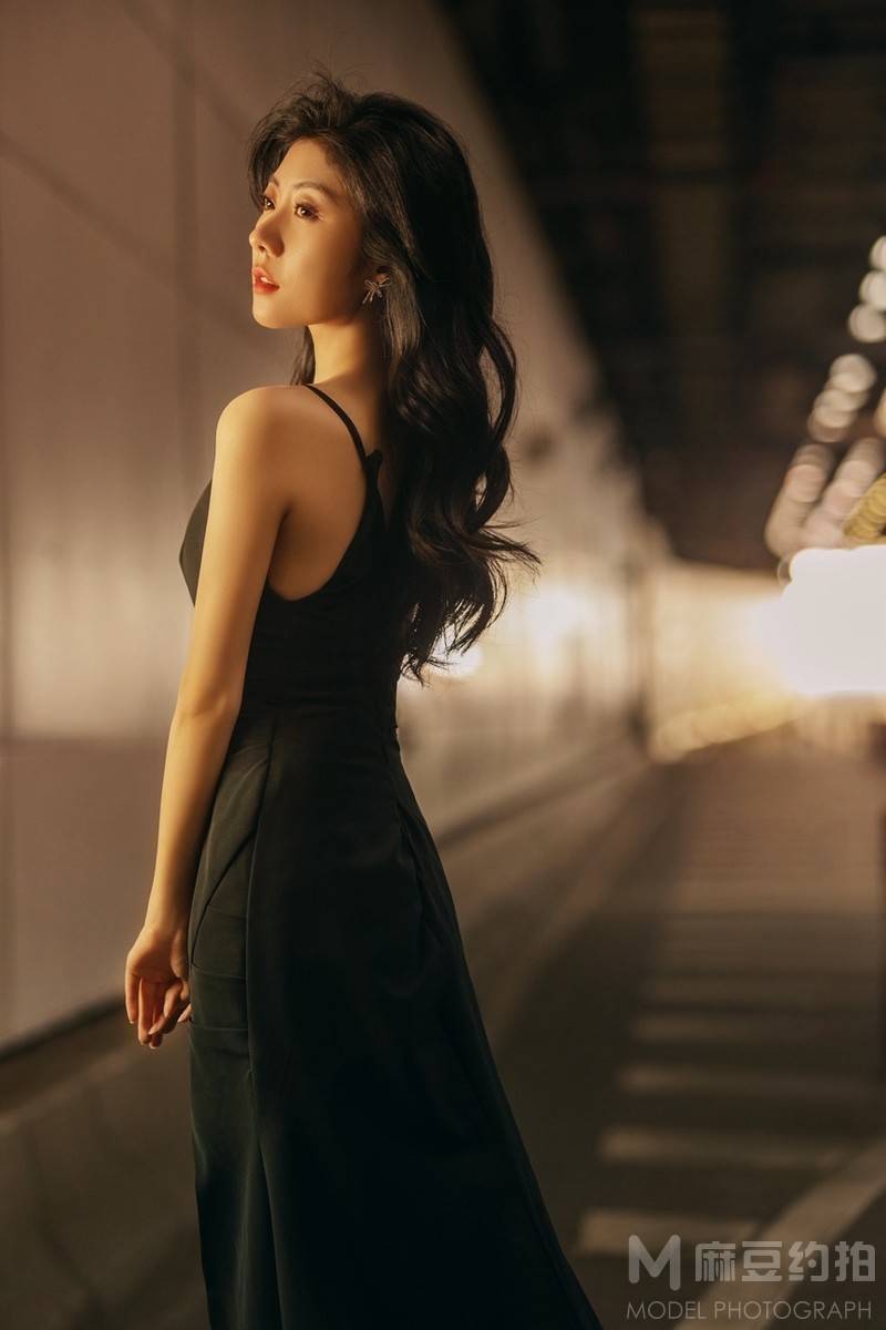 夜景模特