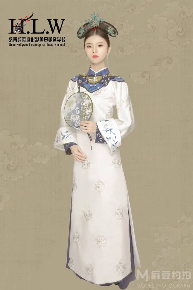 妆容模特