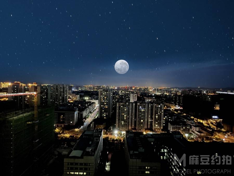 夜景模特