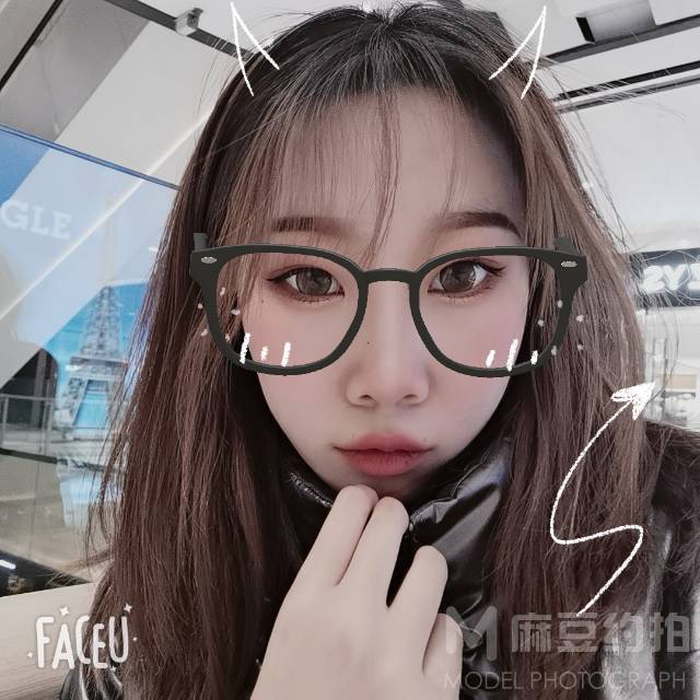 妆容模特