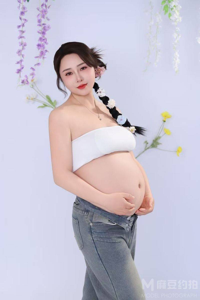 孕照模特
