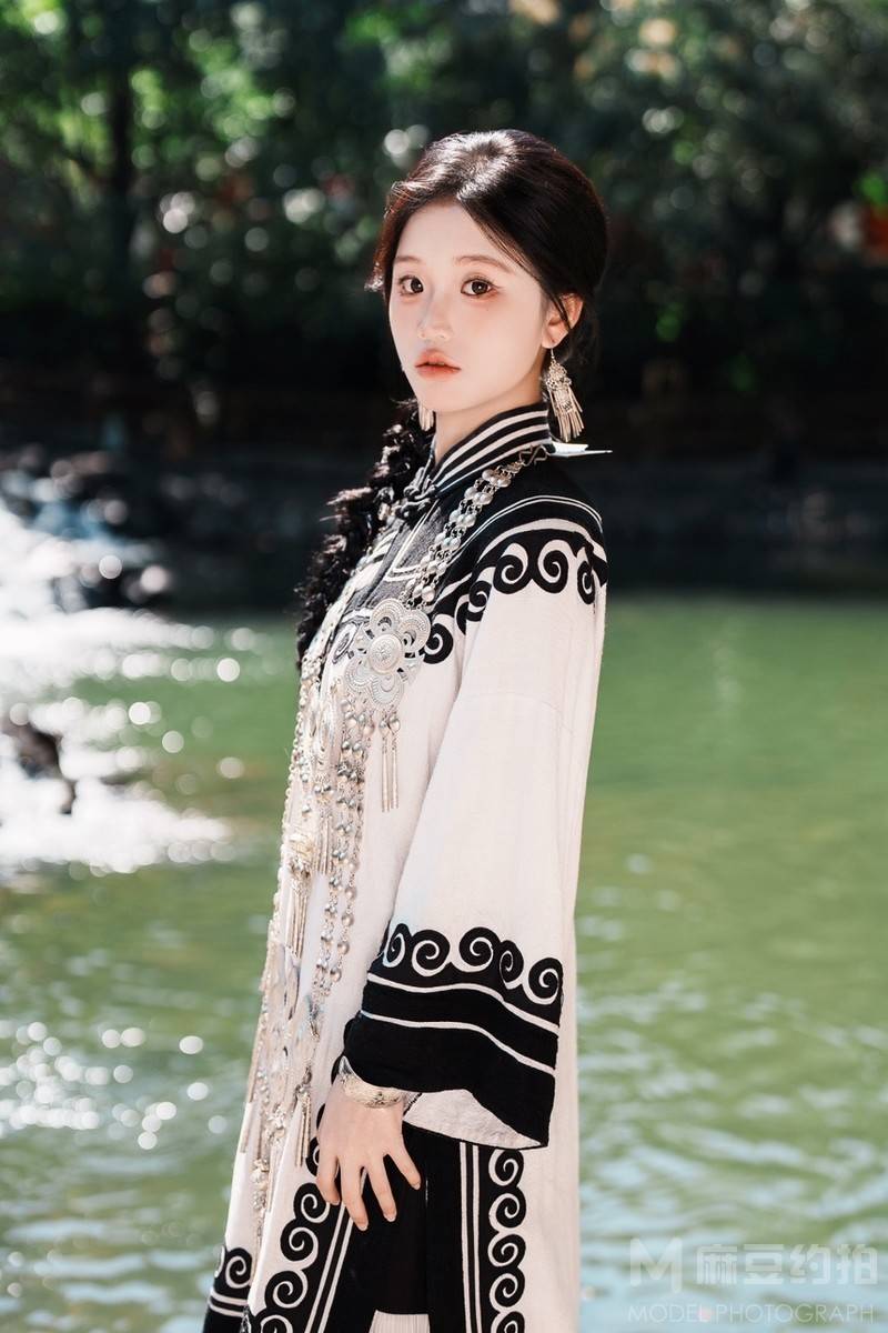 胶片模特