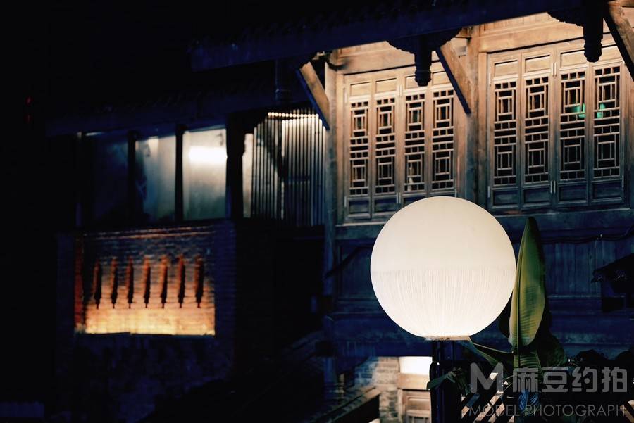 夜景模特