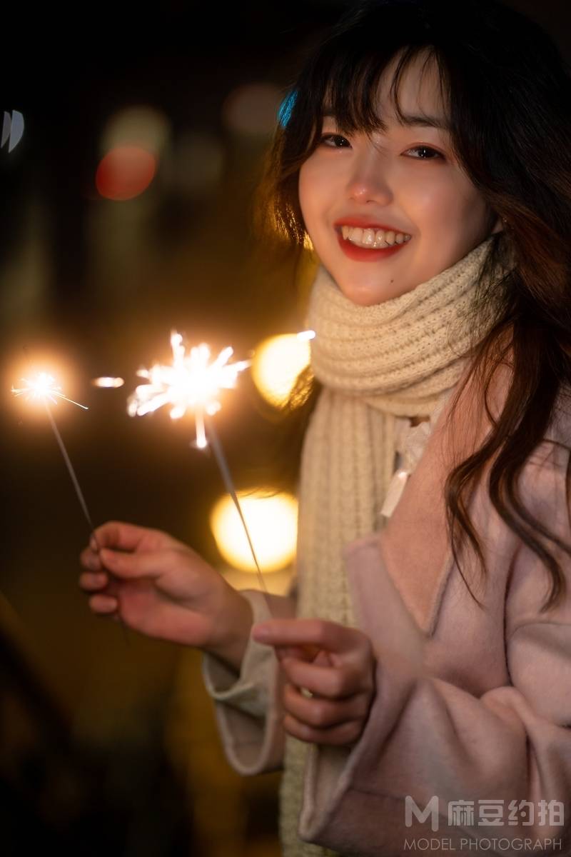 夜景模特