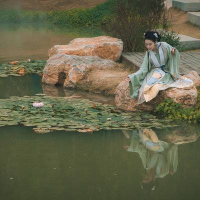 汉服模特