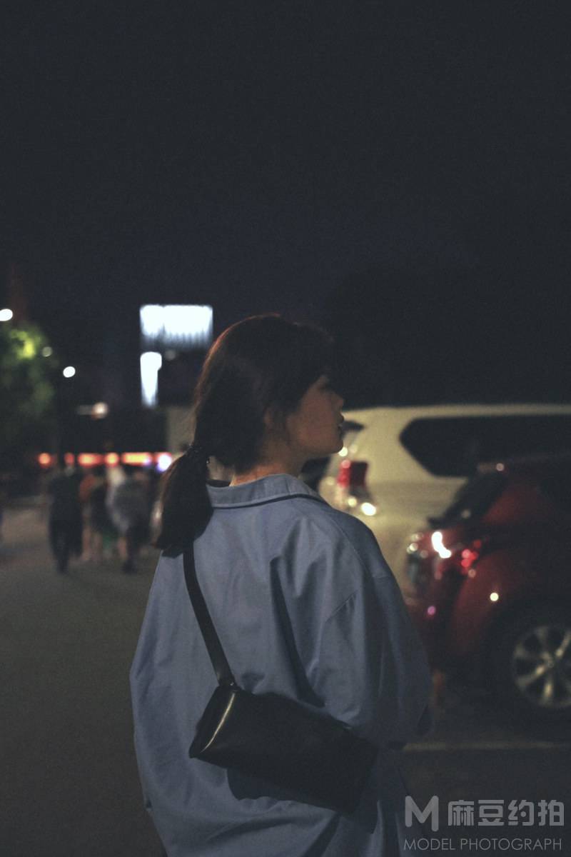夜景模特