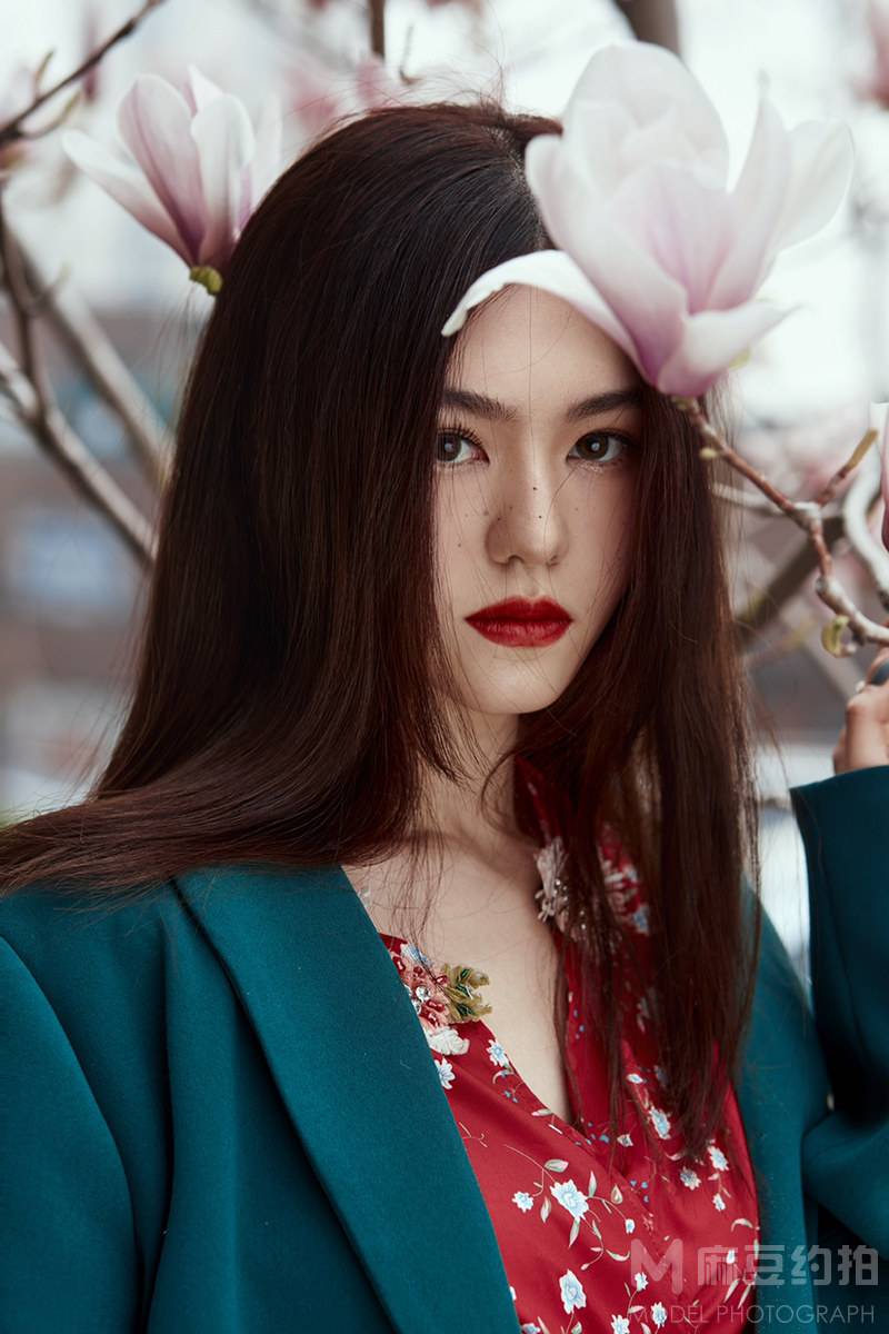 情绪模特