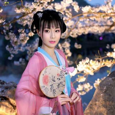 汉服模特
