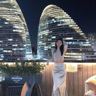 黑白模特