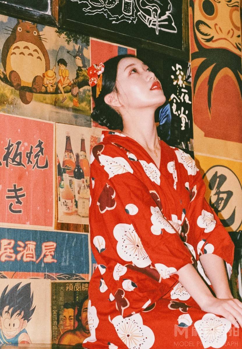 妆容模特