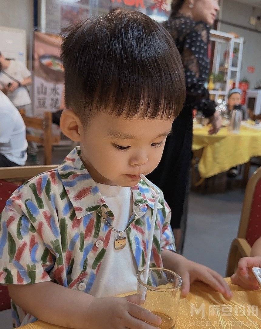 儿童摄影模特