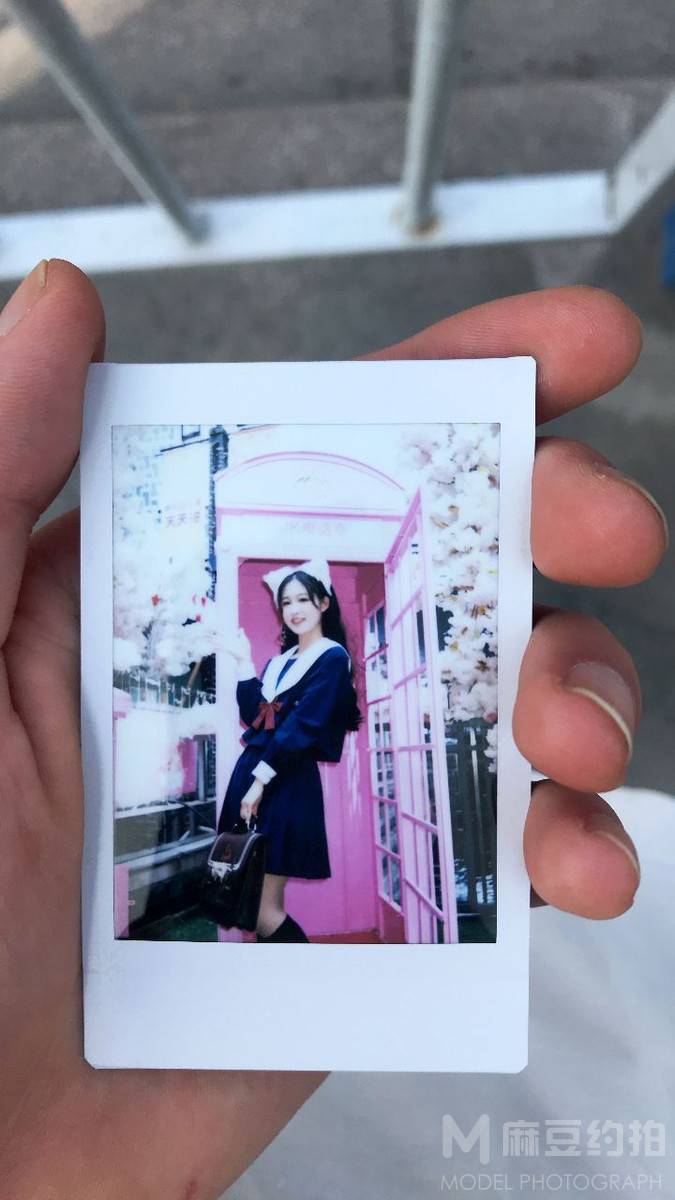 宝丽来模特