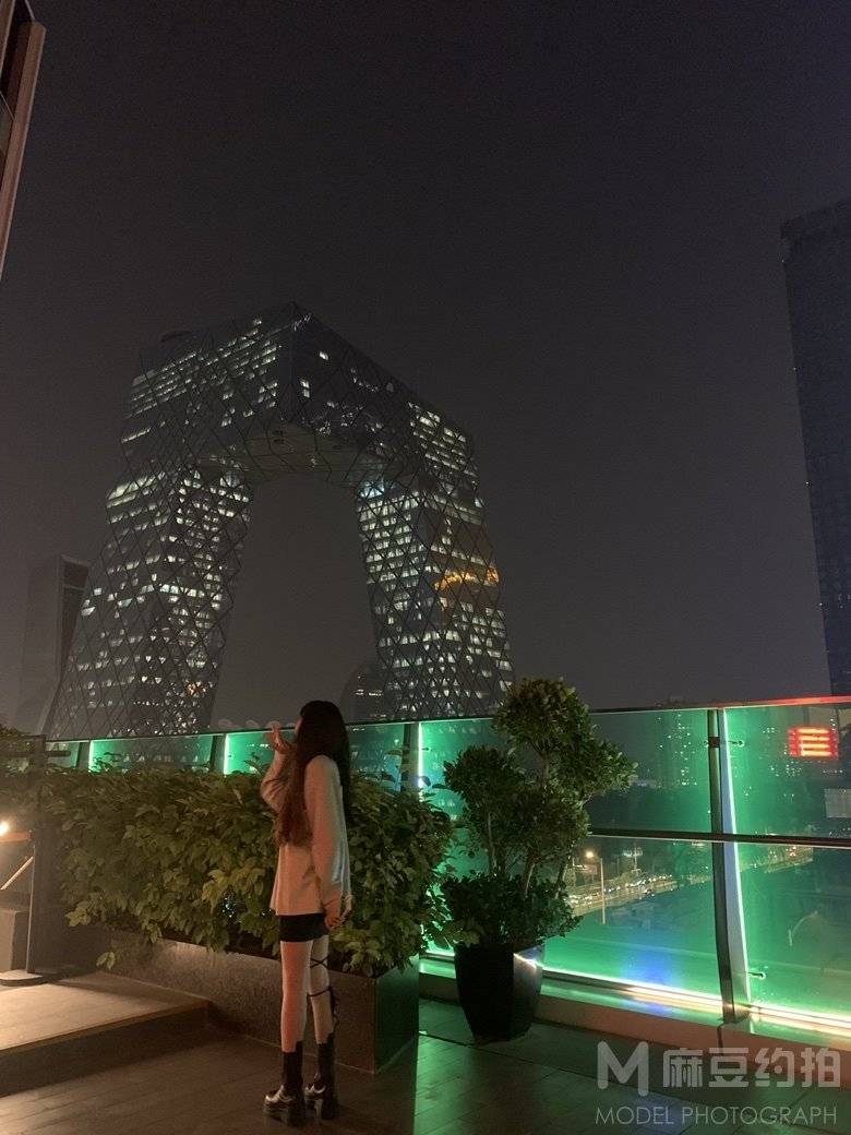 黑白模特