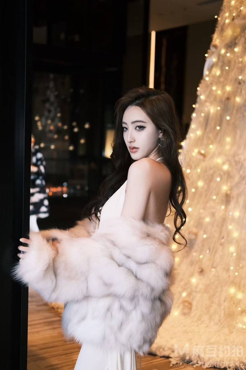 宝丽来模特