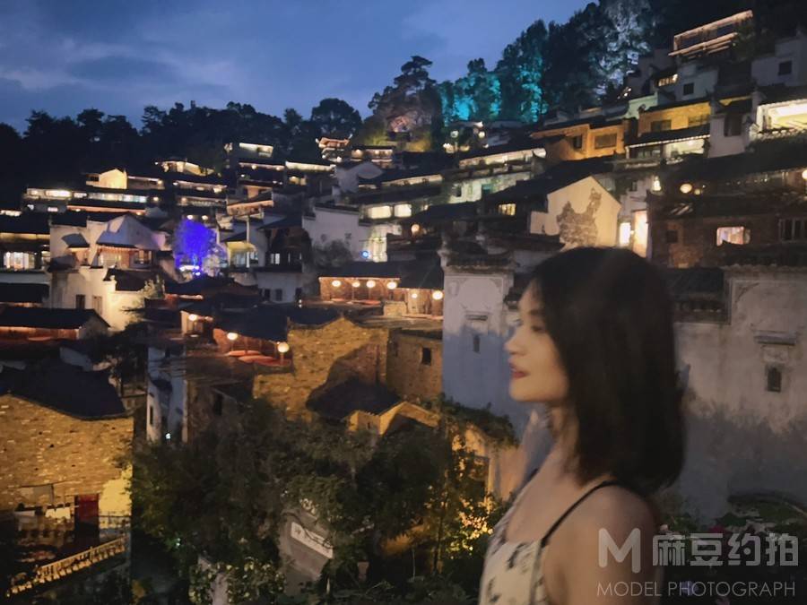 夜景模特