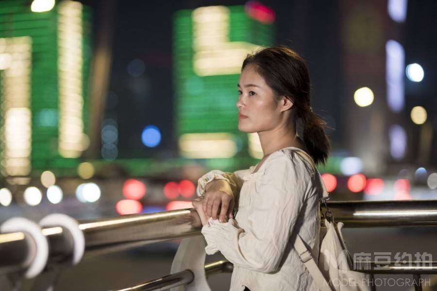 夜景模特