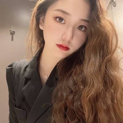 黑白模特
