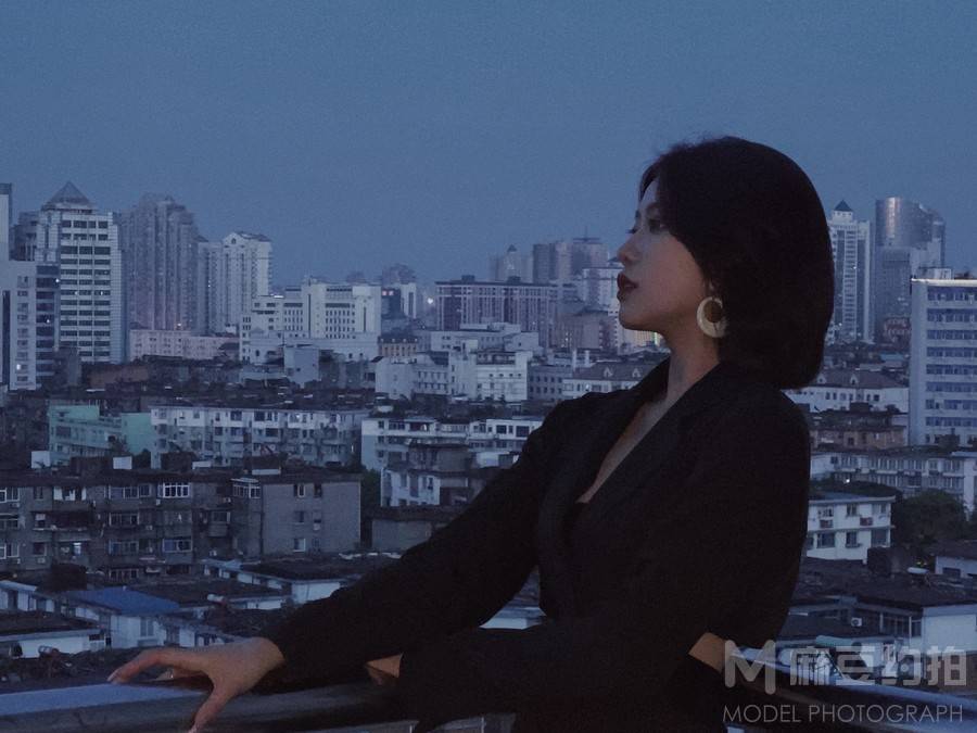 夜景模特