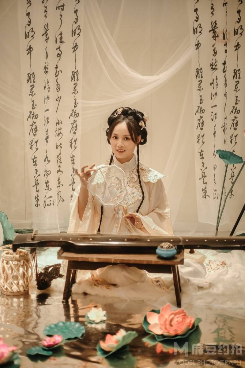 民国模特