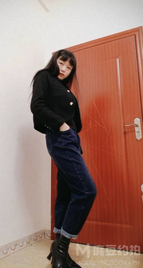 校园模特