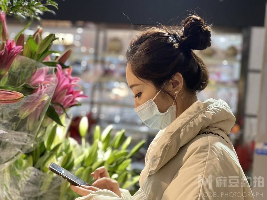 情绪模特