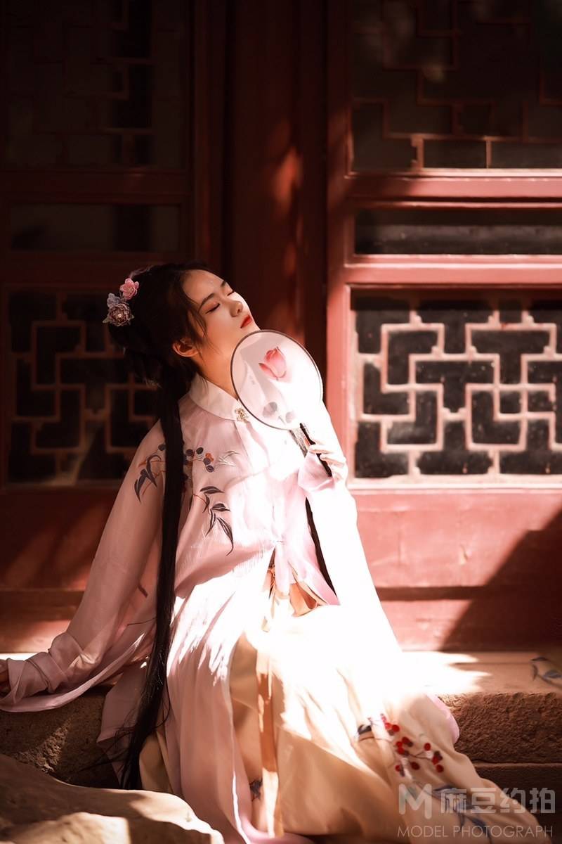 古风模特