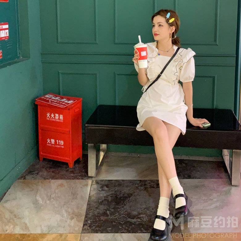 胶片模特