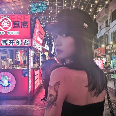 夜景模特