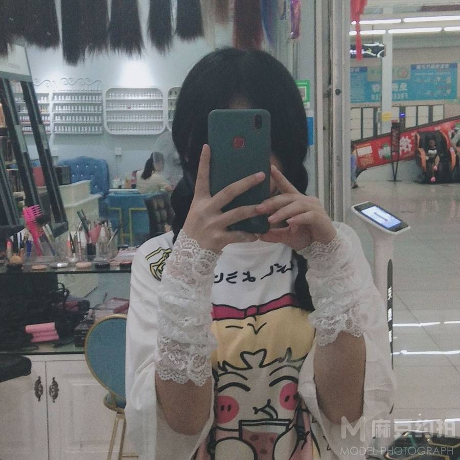 少女模特