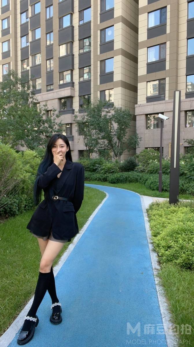 宝丽来模特