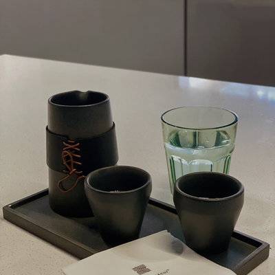 黑白模特