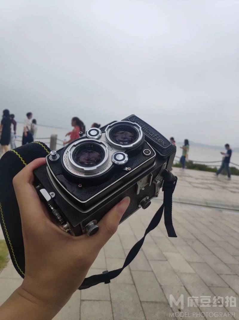 胶片模特