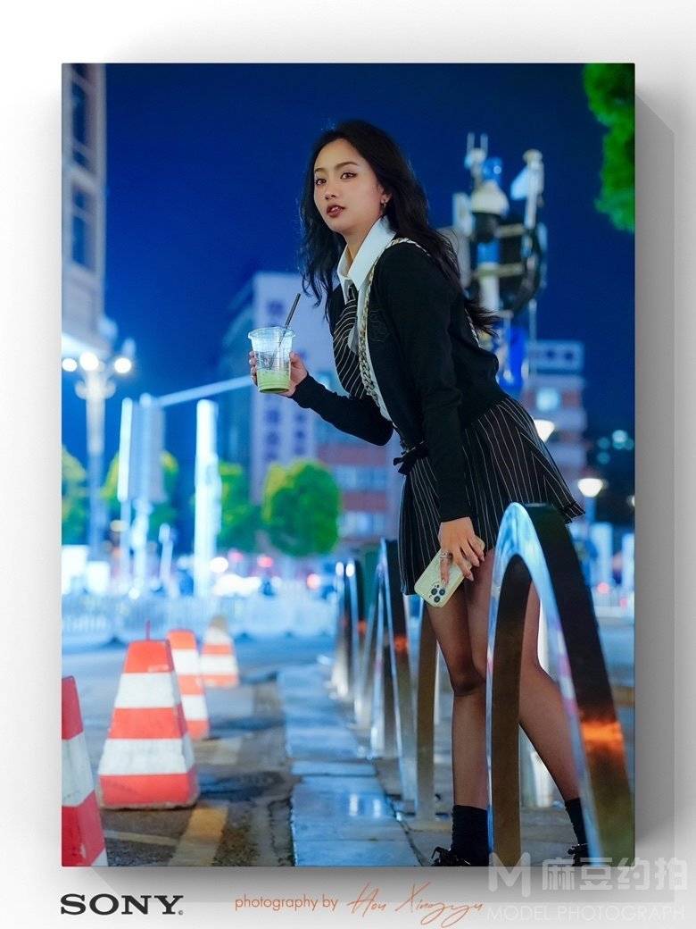 情绪模特