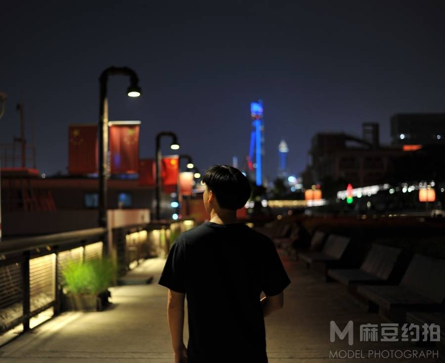 夜景模特