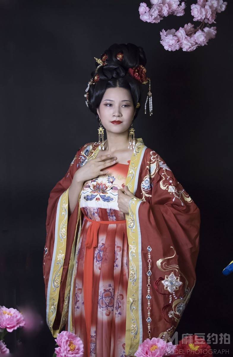 民国模特