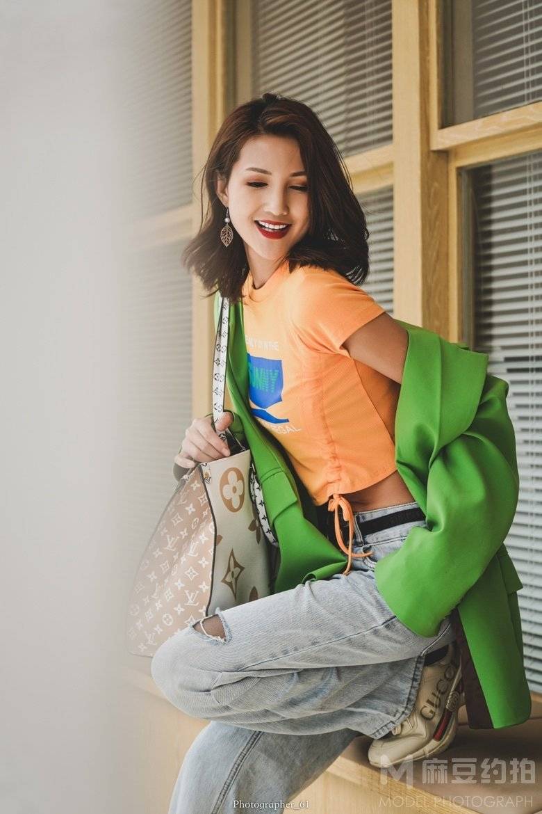 清新模特