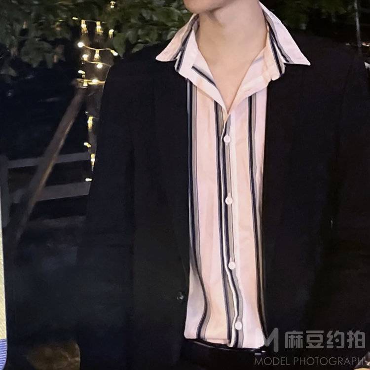 黑白模特