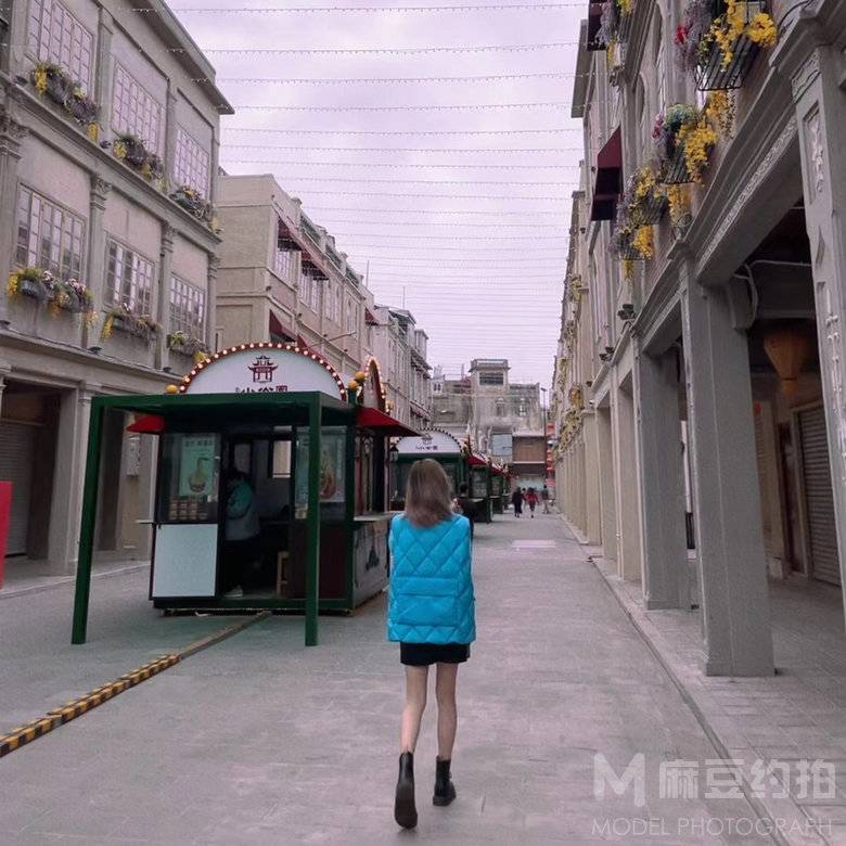 黑白模特
