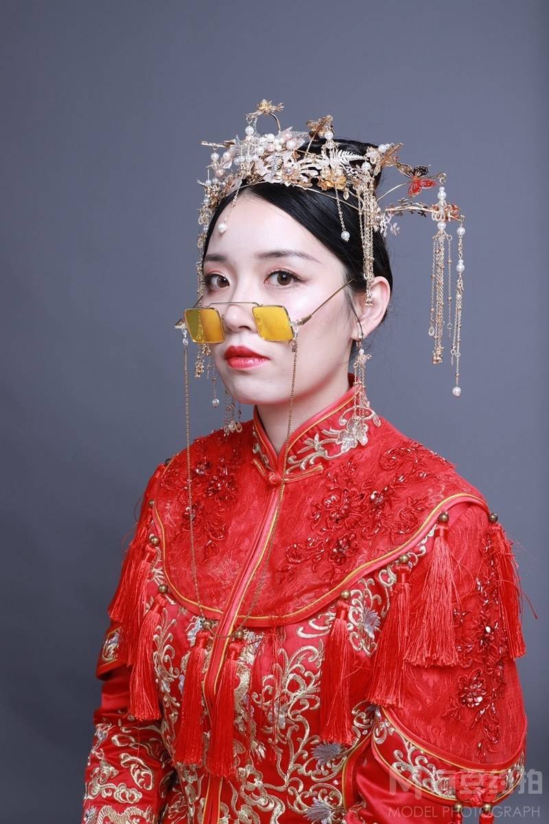 妆容模特