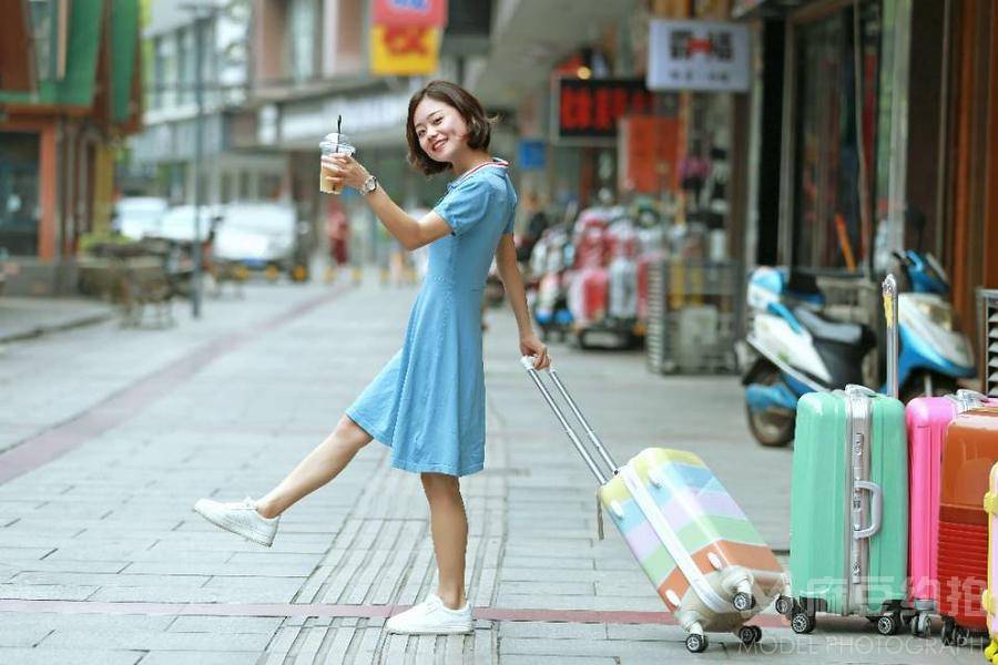 情绪模特