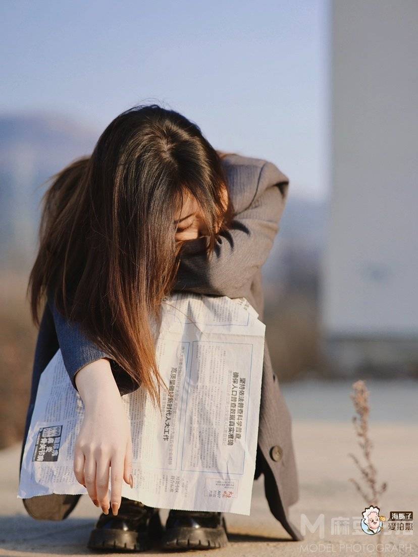 情绪模特