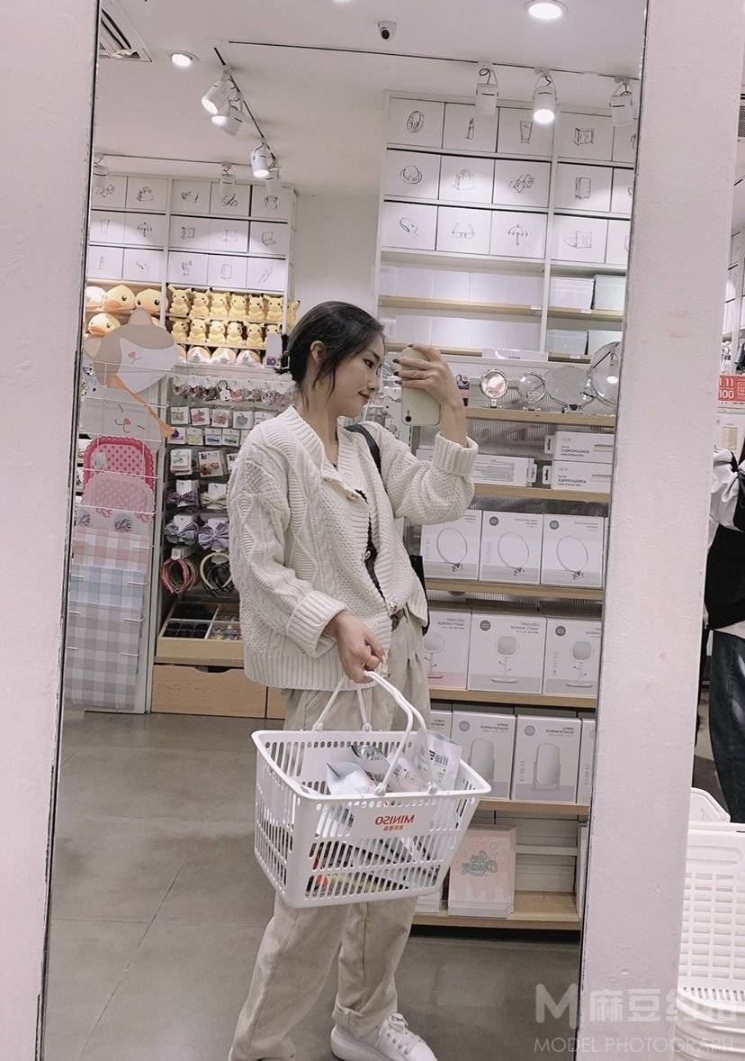 纪实模特