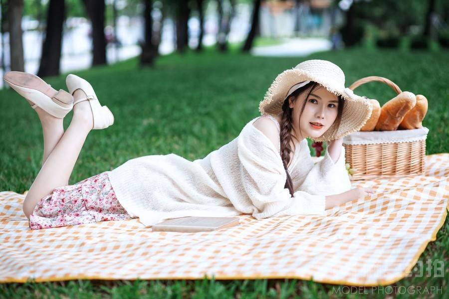 清新模特