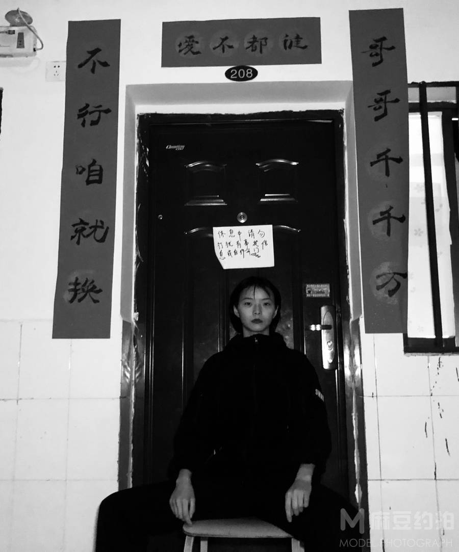 胶片模特