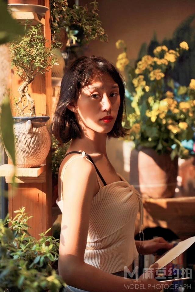 妆容模特