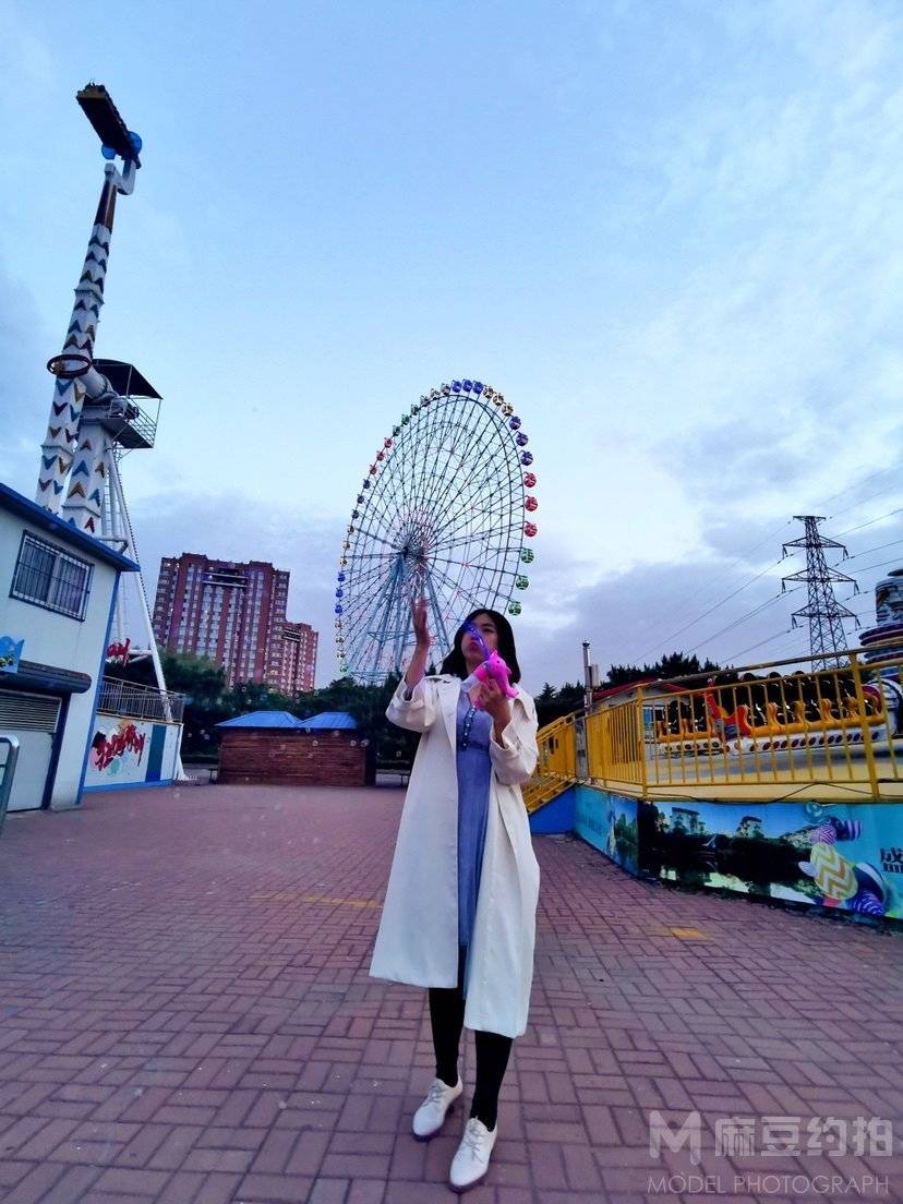 情侣模特